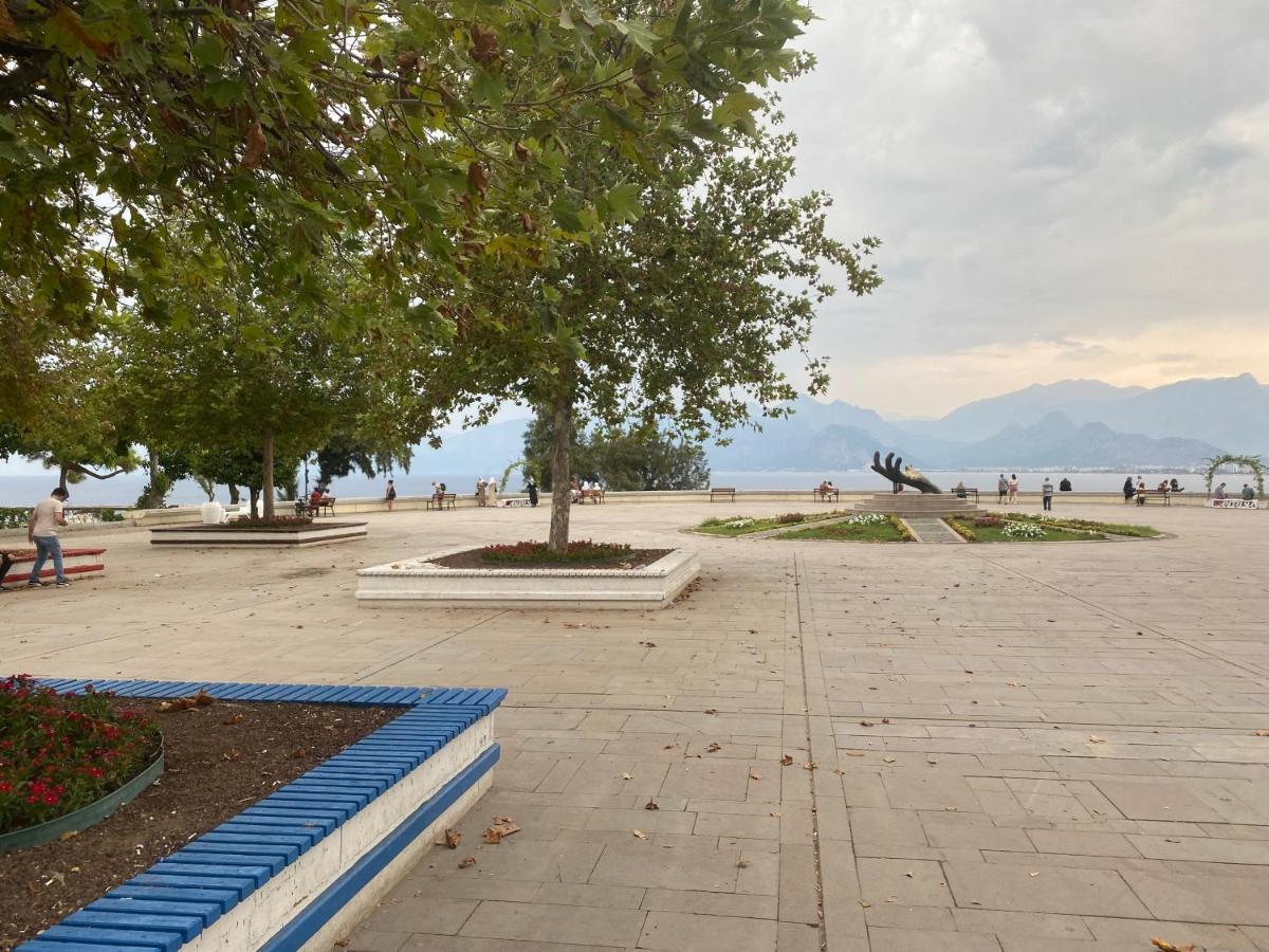 In The Middle Hotel Antalya Exterior photo